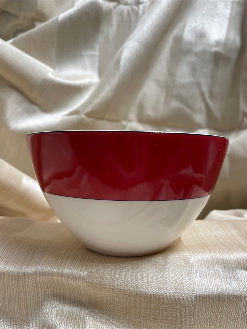 kate spade Rutherford Circle Red Ceramic Bowl